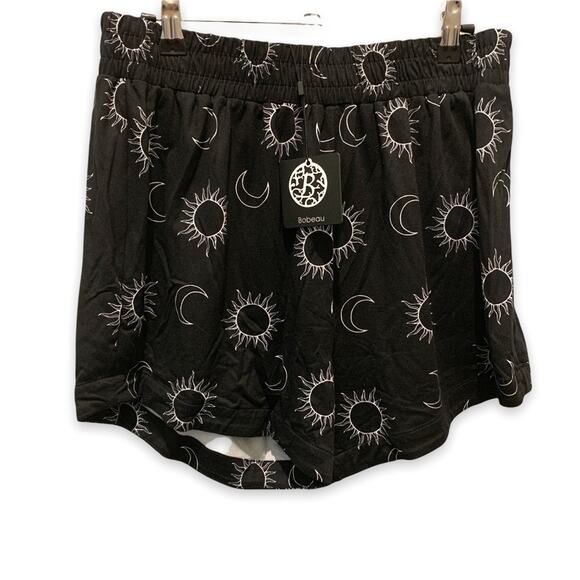 New Bobeau brushed 2 piece printed short set. Size M medium. - Picture 6 of 13